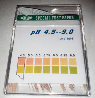 TST023 - pH TEST IN STRISCE COLORIMETRICHE 100PZ